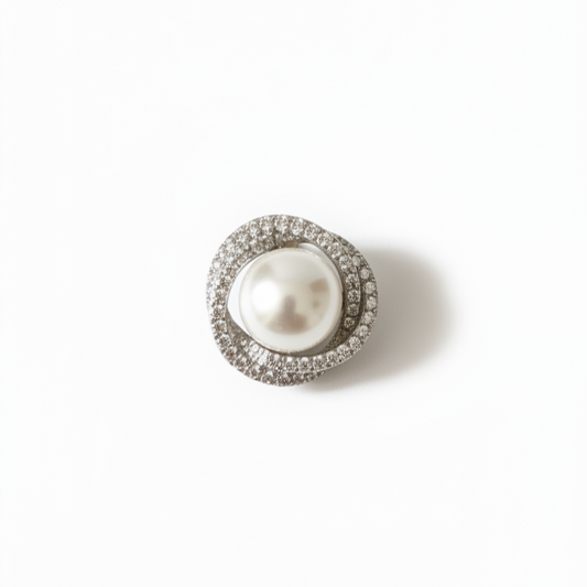 HÉLUNE Argent Lumière Twisted Pearl Halo Stud Earrings